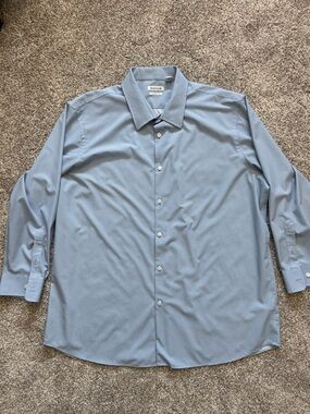 Haggar Light Blue Men's Dress Shirt
